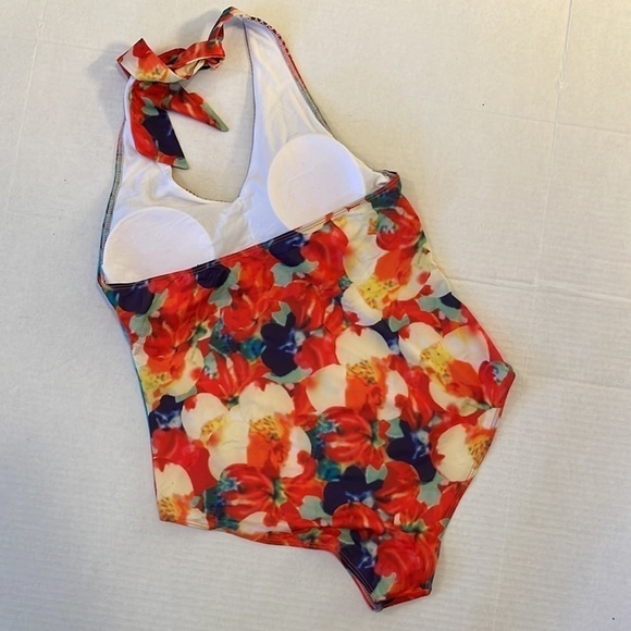 Colorful NWOT Peacock Feather Like Print Halter One Pc Swimsuit. D250/A370 - Picture 6 of 8